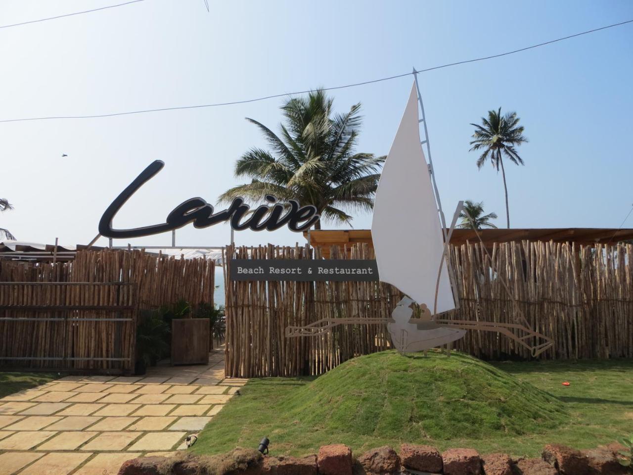 Larive Beach Resort Vagator Ngoại thất bức ảnh