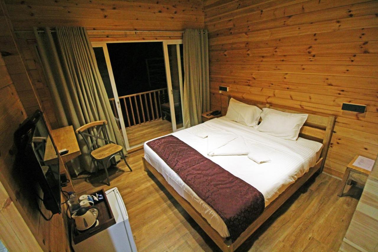 Larive Beach Resort Vagator Ngoại thất bức ảnh