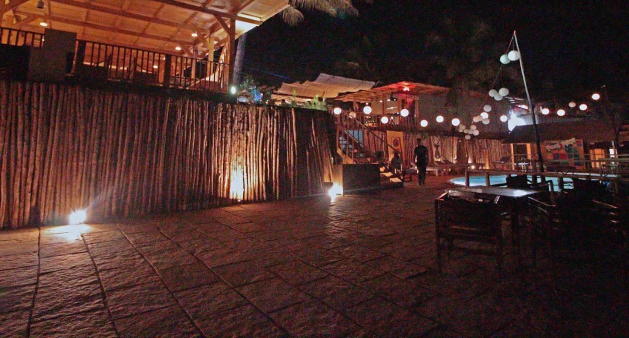 Larive Beach Resort Vagator Ngoại thất bức ảnh