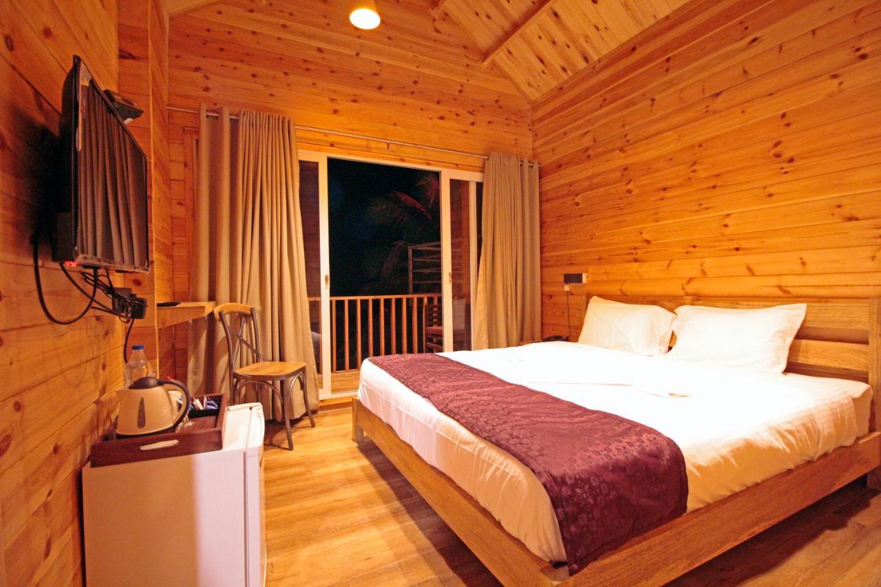 Larive Beach Resort Vagator Ngoại thất bức ảnh