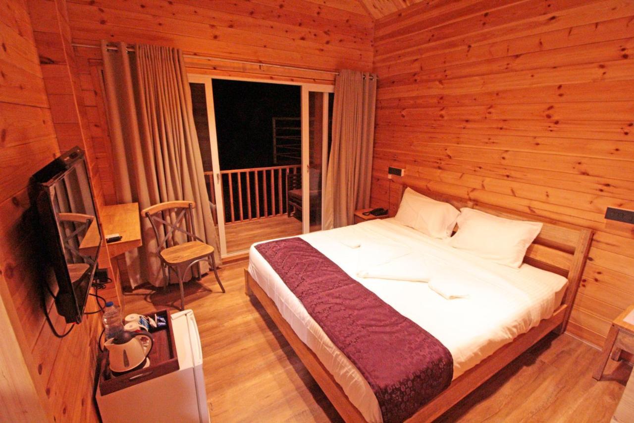 Larive Beach Resort Vagator Ngoại thất bức ảnh