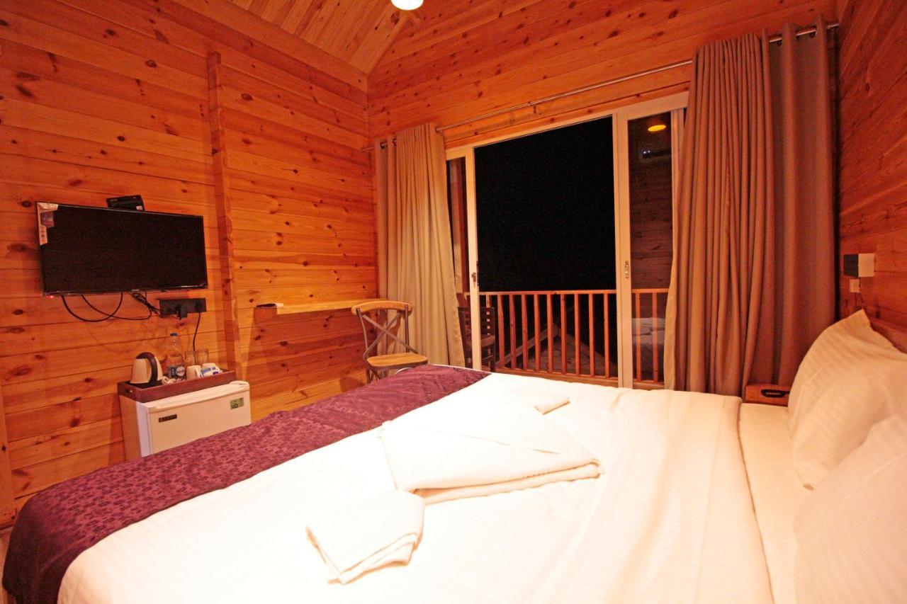 Larive Beach Resort Vagator Ngoại thất bức ảnh