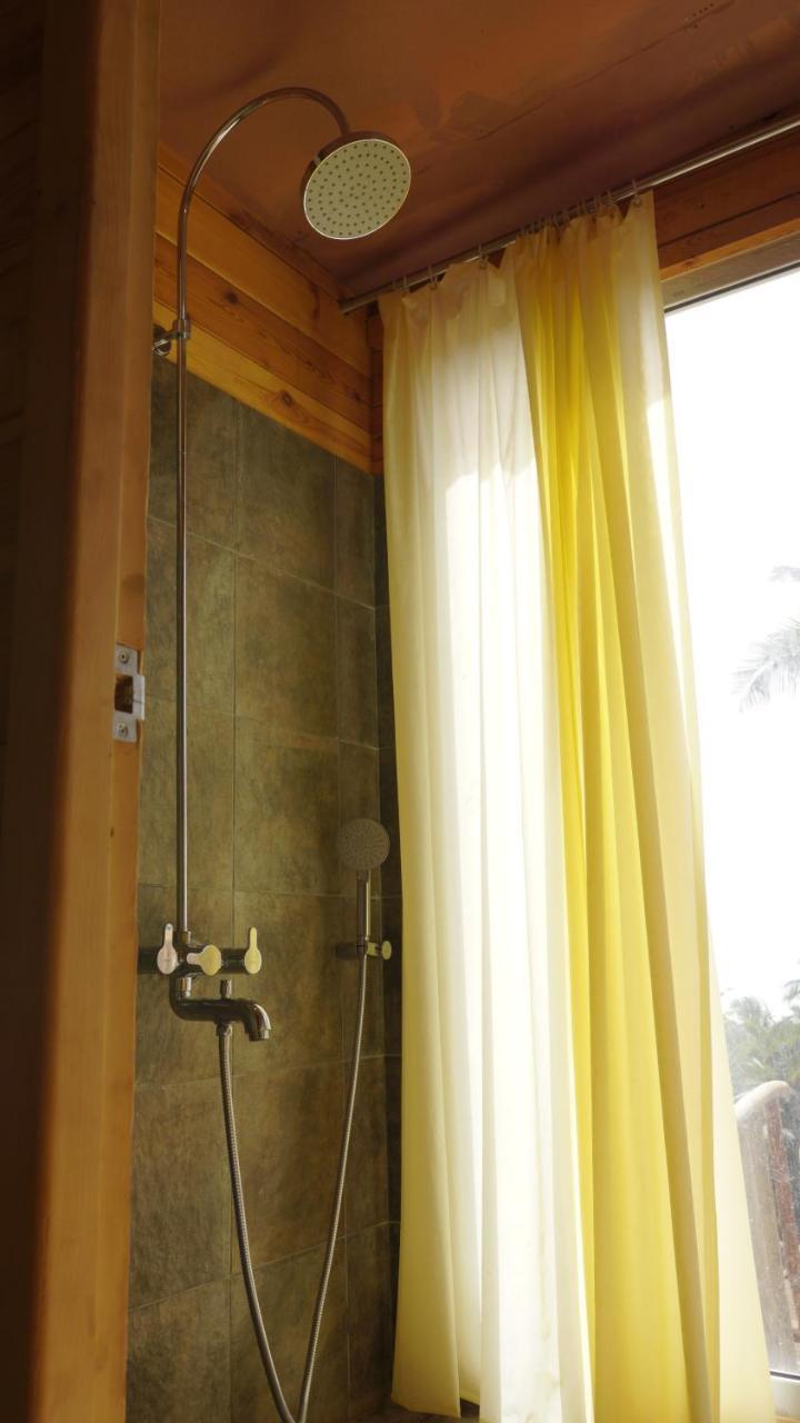 Larive Beach Resort Vagator Ngoại thất bức ảnh