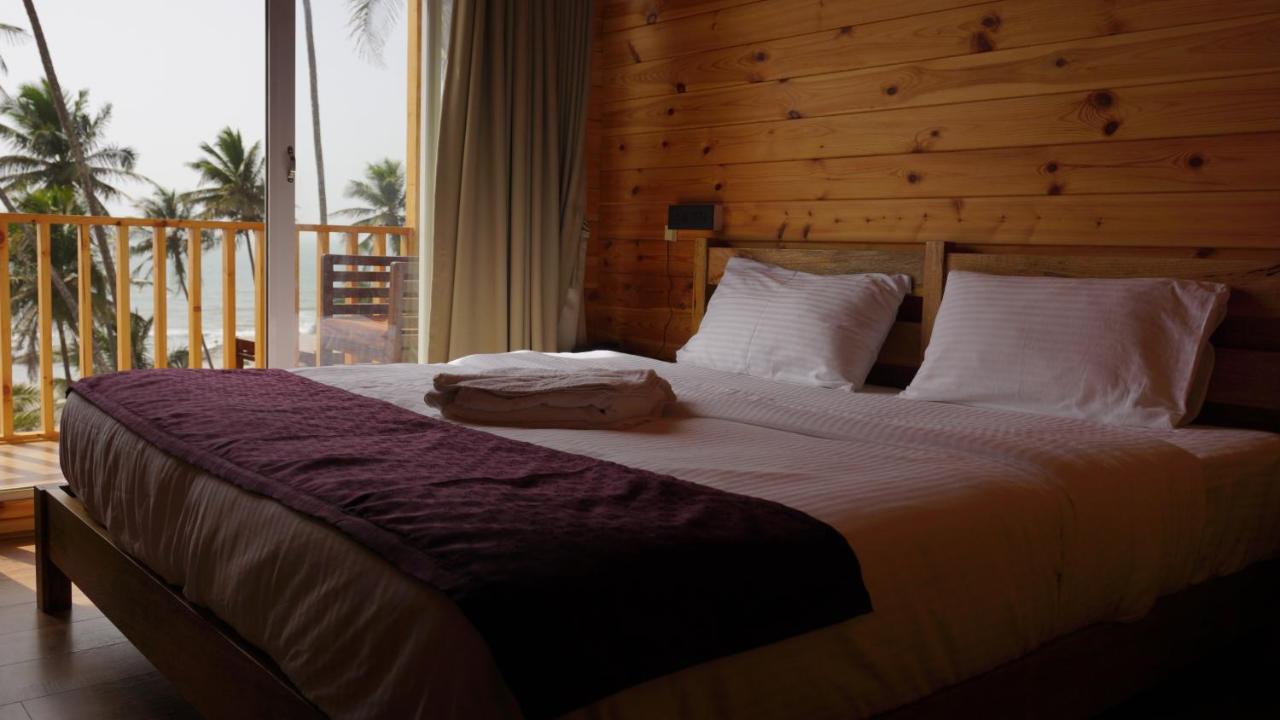 Larive Beach Resort Vagator Ngoại thất bức ảnh
